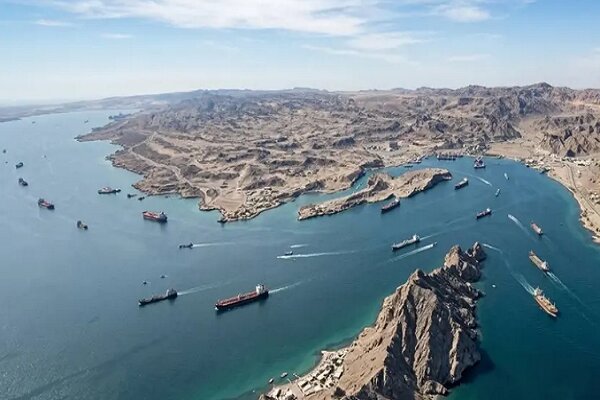 محاصره دریایی آمریکا، هرمز را دوباره به کانون بحران تبدیل کرد