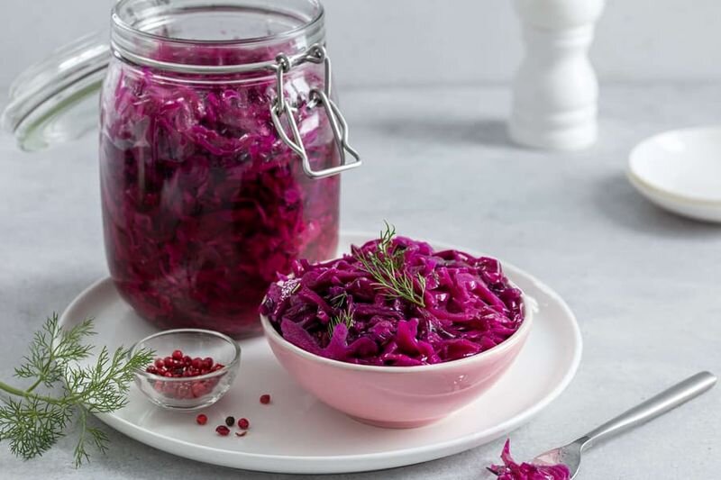 طرز تهیه ترشی کلم قرمز خوشمزه و ترد رستورانی