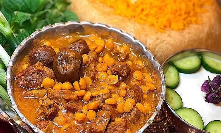 طرز تهیه خورشت نخود کاشانی به صورت مجلسی و فوری