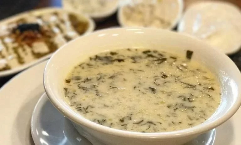 رژیم غذایی با آش دوغ؛ کالری دقیق و نکات طلایی برای کاهش وزن