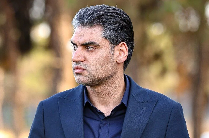 حدادی: استقلال جامی می‌خواهد که پرسپولیس آن را زیاد دارد!/ به گونه ای برنامه ریزی کردند تا نوار بردهای ما قطع شود