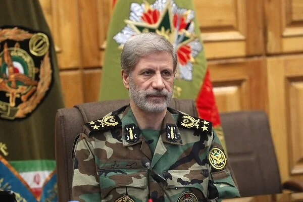امیر حاتمی: تا آخرین نفس از خاک پاک و استقلال ایران دفاع می‌کنیم