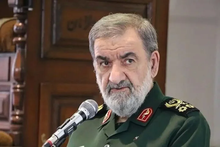 
 دفاع مقدس ۸ ساله موضوعی استثنایی در ۲۰۰ سال گذشته است
