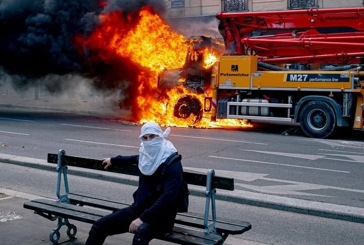 ۱۲۰۰ نفر در اعتراضات روز شنبه بازداشت شدند