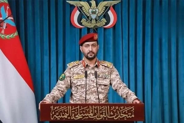 یحیی سریع: با ۶ موشک بالستیک تجمع مزدوران را هدف قرار دادیم