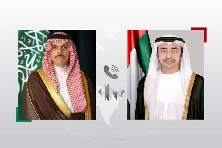 وزیران خارجه امارات و عربستان تلفنی گفت‌وگو کردند