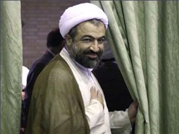 فشارها برای لغو سخنرانی رسایی در آبادان به اوج رسیده است
