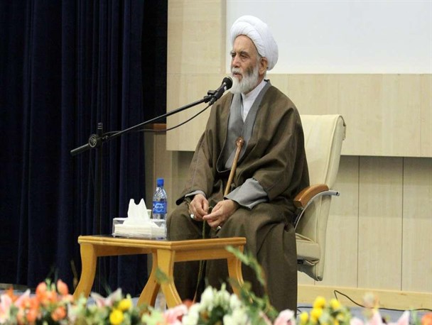 درب اتاق مسئولان همیشه به روی مردم باز باشد