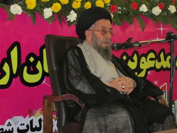 کمک به بازسازی عتبات عالیات بخشی از وظایف شیعیان است+ عکس