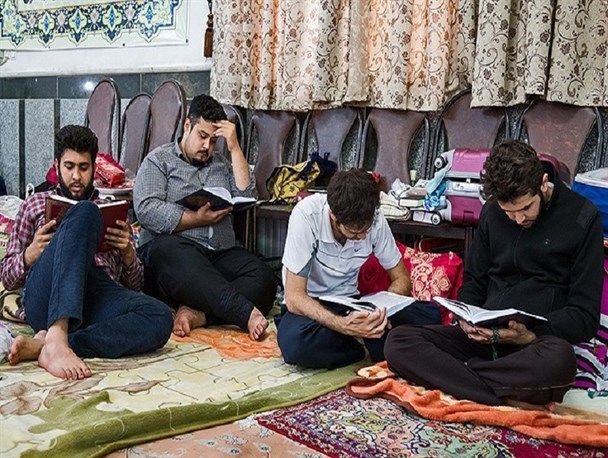 مراسم معنوی اعتکاف در 10 مسجد کنگان برگزار می‌شود