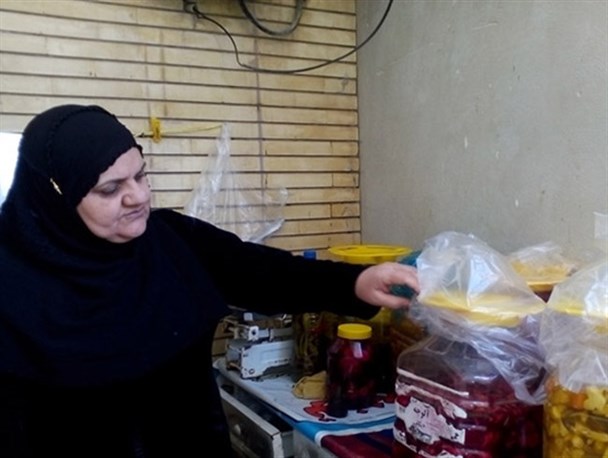 درآمد میلیونی از صنایع تبدیلی ترشی جات توسط یک زن فعال اقتصاد مقاومتی