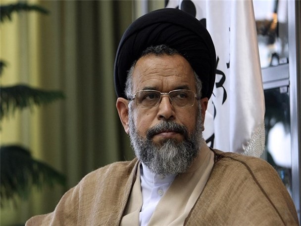 تمام قومیت ها باید اتحاد و برادری خود را حفظ کنند / دشمن با تمام اقوام ایرانی دشمنی دارد