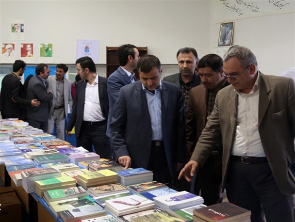 افتتاح نمایشگاه کتاب آذربایجان با بیش از 2000 عنوان کتاب