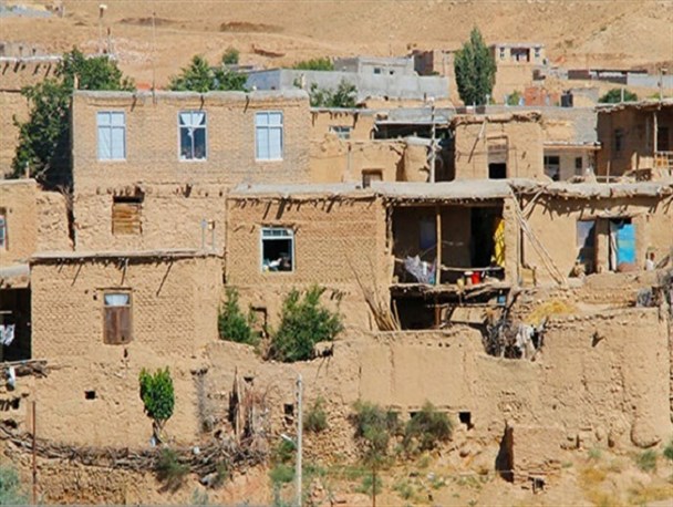 پروژه‌ای که ۱۰ سال ‌نیمه‌کاره رها شده است / جوانان روستای ارکان چشم انتظار نگاه مسئولان