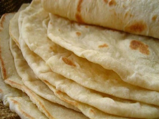 اماکن طبخ و توزیع نان خانگی در فارسان نیاز به شناسایی دارند/ مأموران بهداشتی توان نظارت و کنترل بر این اماکن را ندارند