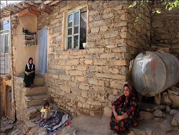 اجرای 6 طرح هادی روستایی در سالروز تاسیس بنیاد مسکن / 1666 روستای کردستان دارای سکنه هستند