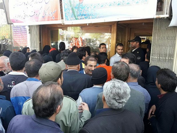 صحنه سرقت مسلحانه از طلافروشی در دولت آباد بازسازی شد