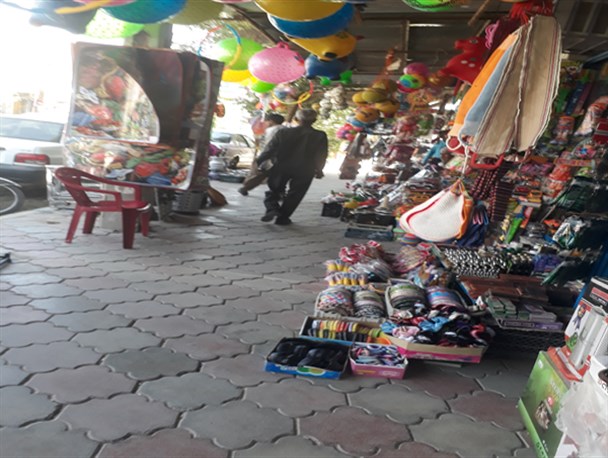 از نادیده گرفتن حقوق شهروندان توسط مغازه داران تا برهم زدن نظم و انظباط بازار در کهنوج