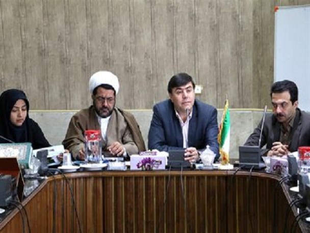 شهرداری‌ها در سال جدید از آبیاری مکانیزه و گونه‌های کم آب استفاده کنند