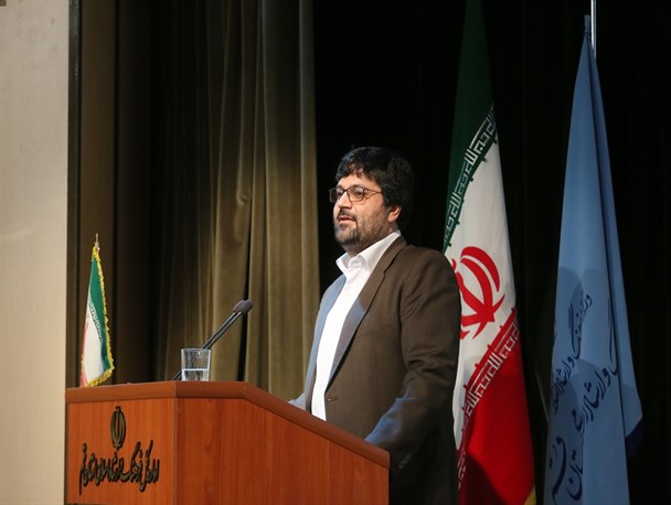 هنر بهترین ابزار برای انتقال پیام می باشد