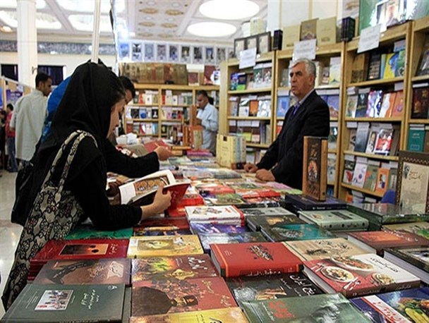 چرا از کتاب و کتابخوانی دور افتاده ایم؟