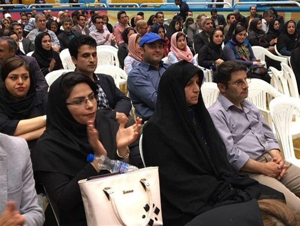 فستیوال کنسرت، کیک و کلیپ/ ما آخوندها می‌رویم شما زیاد شلوغ نکنید