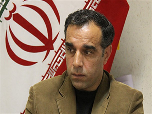 احتمال تبانی سرمربی تیم در بازی با نفت آبادان وجود دارد/ از سنگ اندازی شیخ لاری در راه صعود ماشین تا خوشحالی از باخت تراکتور!