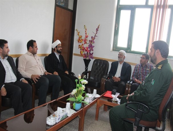 دیدار جمعی از خبرنگاران با فرمانده سپاه شهرستان قاین
