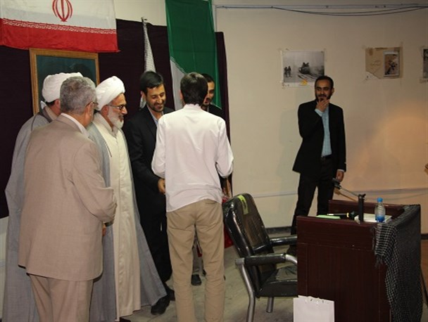 پایگاه های بسیج دانشجویی در خوابگاه دانشگاه خوارزمی تقویت شود