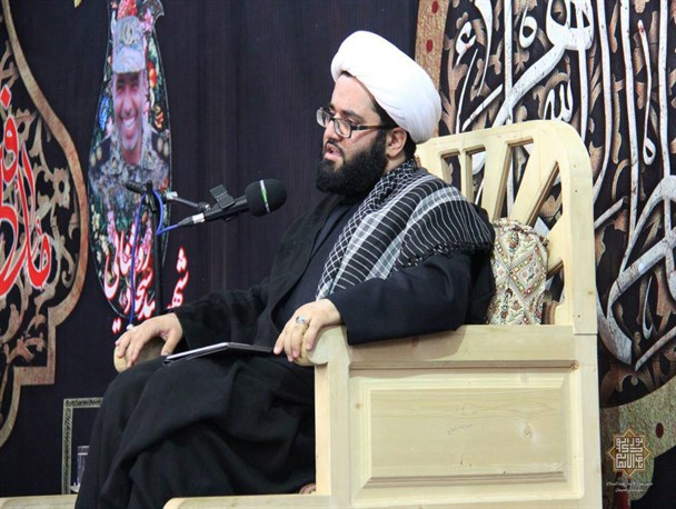 پاسداران در سه دهه گذشته افتخاراتی آفریدند که جز با ایمان و فداکاری محقق نمی شود