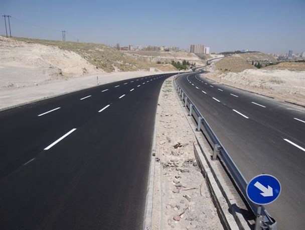 طرح تعریض دانشگاه آزاد بروجرد آغاز شد