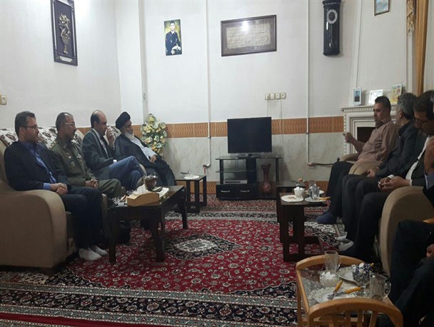 دیدار امام جمعه و فرماندار قوچان از دو جانباز 70 درصد قوچانی