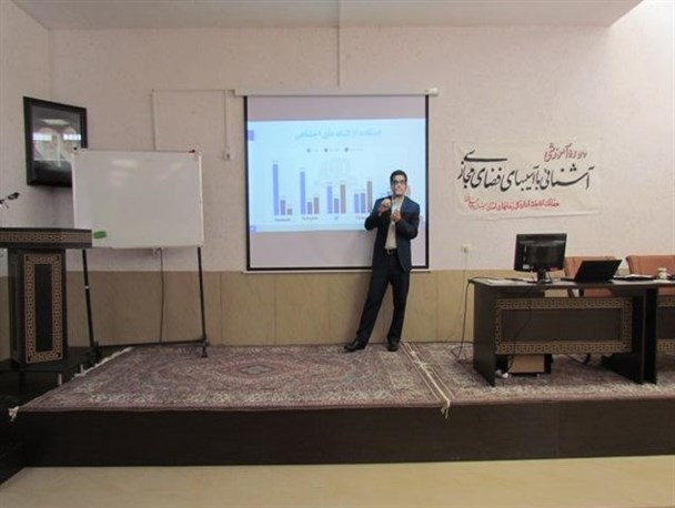 آشنایی پرسنل اداره کل زندان با آسیب های شبکه های اجتماعی/ استفاده صحیح از علم روز همیشه باید مدنظر باشد