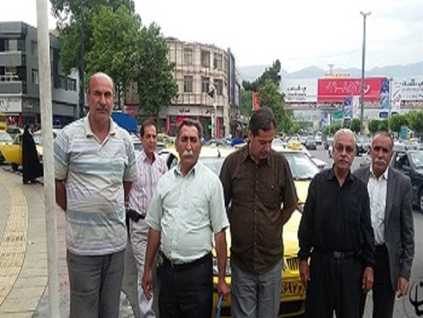 برای یک لقمه نان غربیلک فرمان می‌چرخانیم/ جان می دهیم پول می دهیم اما کسی صدایمان را نمی شنود