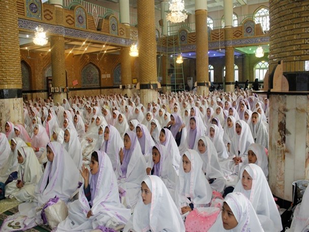 تصاویر جشن تکلیف دانش‌آموزان دختر سوم ابتدایی مدارس شهرستان قرچک