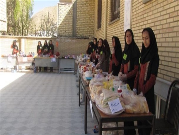 برگزاری بازارچه دانش آموزی در سپیدان