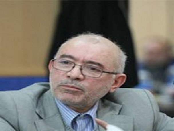 انتقاد از دیگران در جامعه کار بسیار ساده‌ای است / در این ماه سرنوشت ۴ سال کشور تعیین می‌شود
