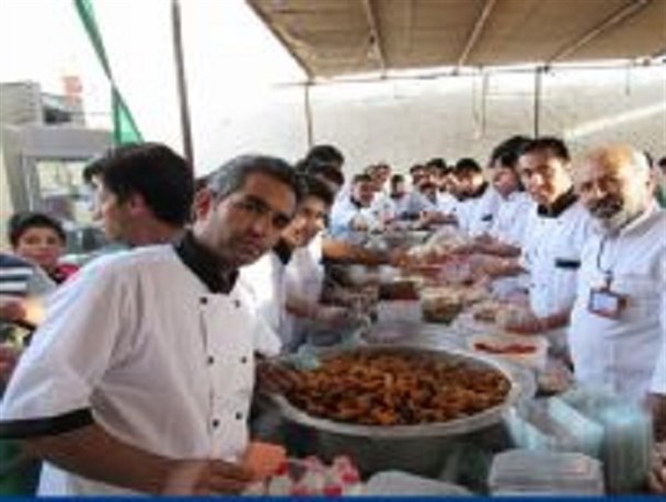 بهره مندی نیازمندان از عواید جشنواره «غذا با طعم مهربانی»