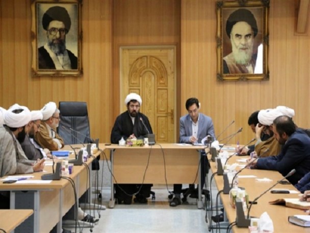 انقلاب اسلامی حاصل همگرایی حوزه و دانشگاه است/ تمام علوم با محوریت خدا بازنویسی شود