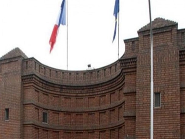 سفارتخانه های اروپایی محفل جاسوسان شده است/وزارت امور خارجه باید پاسخگو باشد