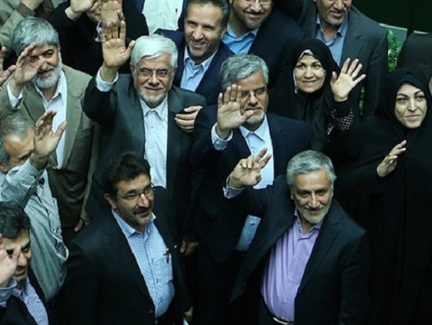 صادقی: اصلاح طلبان از سر ناآگاهی به ما اعتراض می‌کنند/ پروانه مافی: مجلس دهم از مظلوم‌ترین مجالس بعد انقلاب بود!