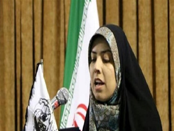 دیدار دانشجویان با رهبر انقلاب | بمباران اخبار جعلی علیه منافع ملی اراده مردم را نشانه رفته است/ عدم حمایت مالی از درمان ناباروری