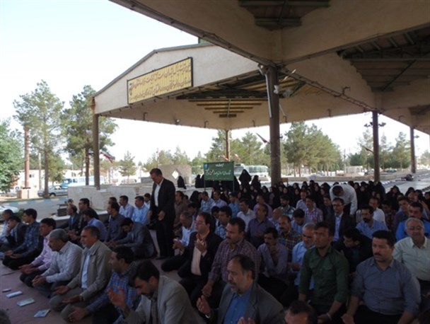 کارمندان دانشگاه علوم پزشکی شهید صدوقی با شهدا تجدید میثاق کردند +تصاویر