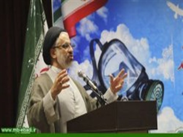 اگر جلوی تحریف امام گرفته نشود، زاویه‌گرفتن‌ها با امام شدت بیشتری پیدا می‌کند/ آنهایی که از انقلاب برخوردار شدند بیش از بقیه از انقلاب طلبکارند
