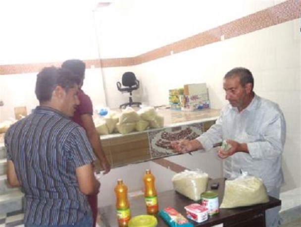 توزیع سبد ارزاق از طرف خیریه حضرت ابوالفضل(ع) در شهر حسن آباد