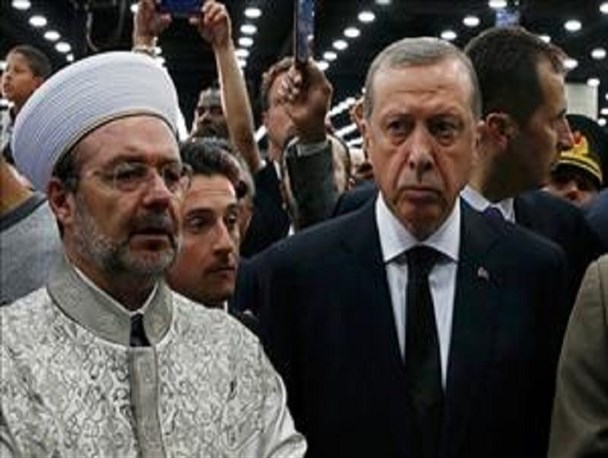 بازگشت اردوغان به ترکیه قبل از مراسم تشییع جنازه/ بروز اختلاف بین مقامات ترک و آمریکایی در مراسم یادبود