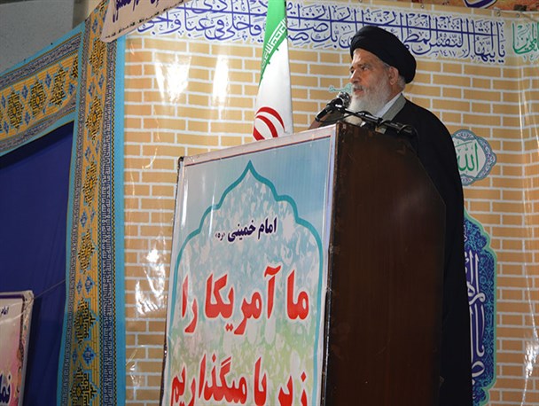 حرمت شکنان ماه رمضان را امر به معروف کنیم/با یک امر به معروف می توانیم از دین خدا پاسداری نماییم