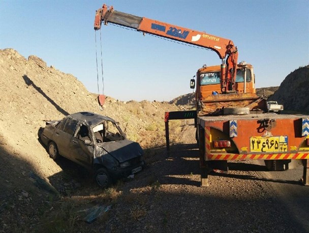 واژگونی خودرو سواری در محور داران به تیران یک کشته بر جای گذاشت