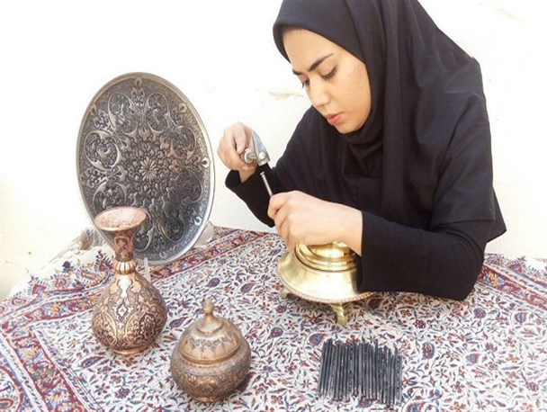 صادرات صنایع دستی اصفهان در گرو تلاش میراث فرهنگی/ رونق اشتغال با حمایت از صنایع دستی
