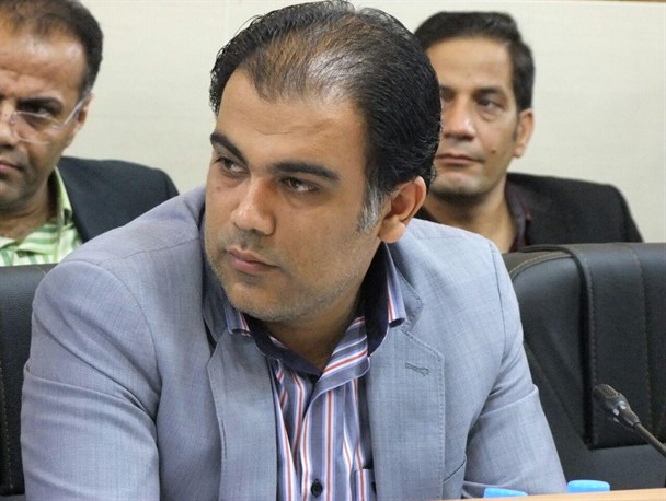 کوچ بهاری تاکسی‌های رباط کریم به پایانه / برخی رانندگان اصرار دارند بمانند